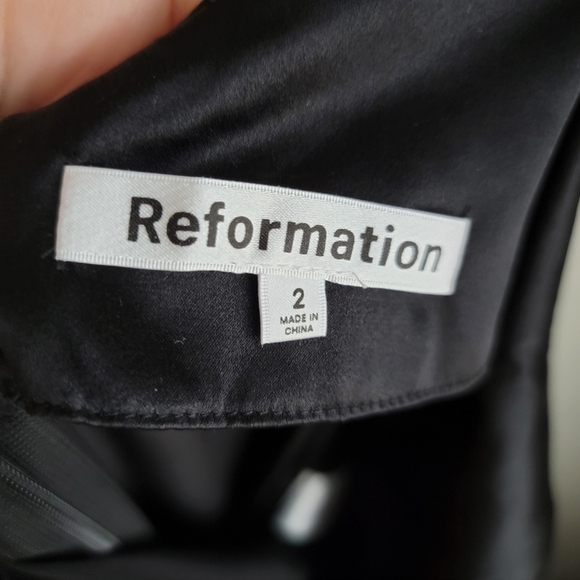 Reformation Brianna Silk Jumpsuit in Black size 2 NWT - Picture 7 of 9
